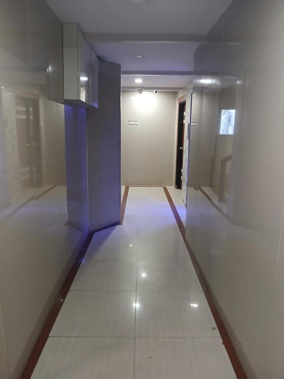 Blossoms Room Holiday Inn- Lakdikapul Χιντεραμπάντ Εξωτερικό φωτογραφία